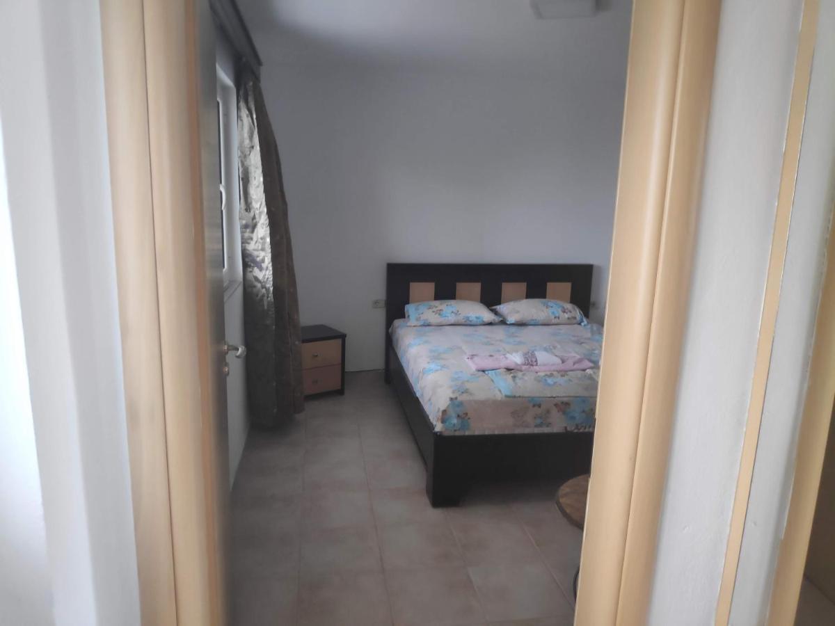 Zani Apartment ساراندا المظهر الخارجي الصورة