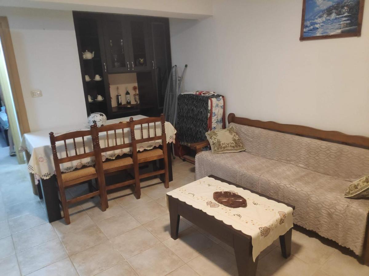Zani Apartment ساراندا المظهر الخارجي الصورة